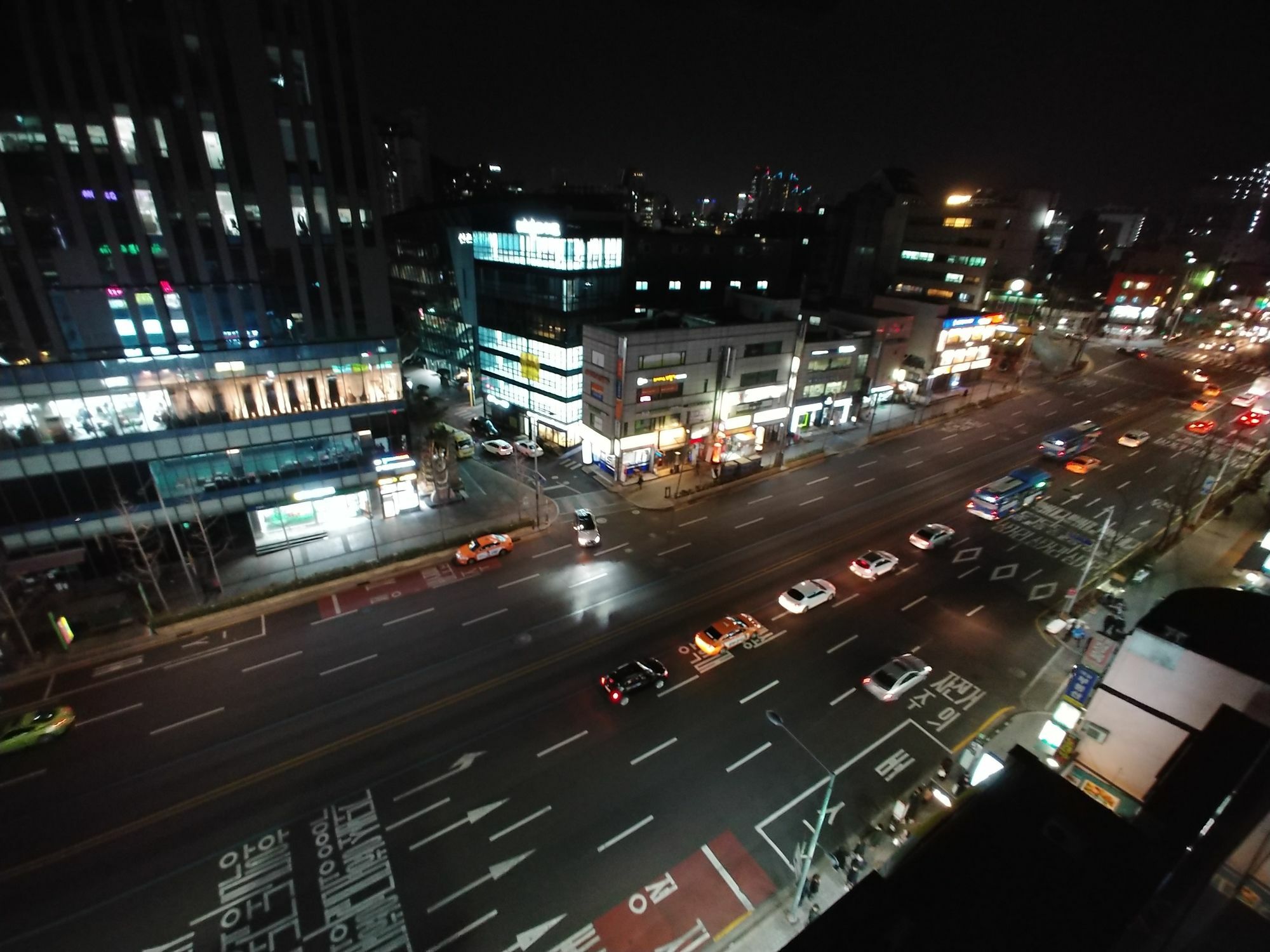 Hôtel Roadhouse Hongdae Shinchon à Séoul Extérieur photo